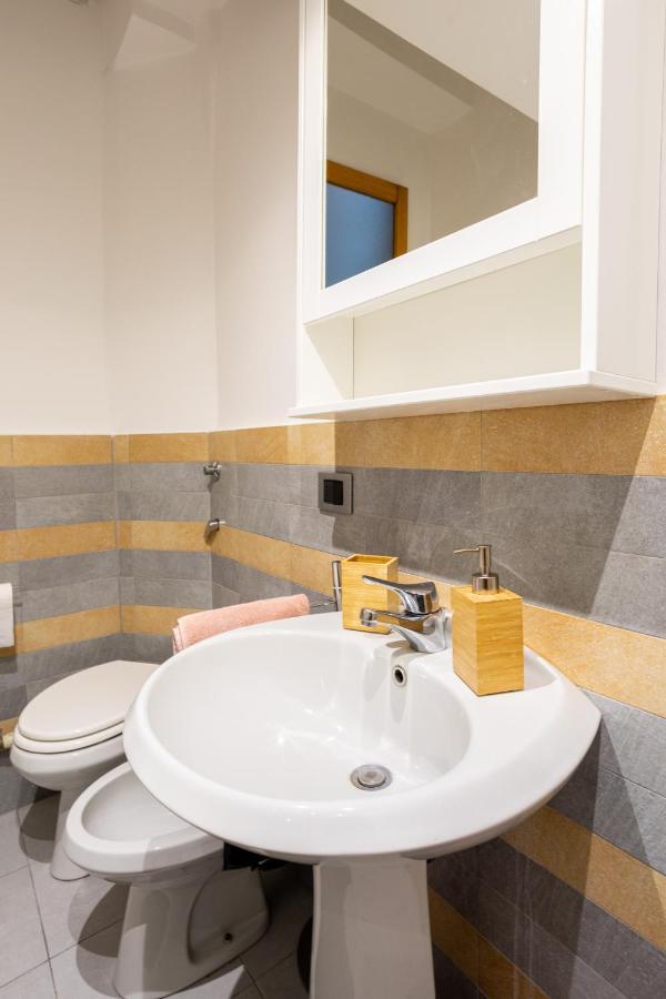 Xenia Apartments - Enjoy Porta Venezia In Modern Apt- 10 Min From Duomo Milano Exterior foto